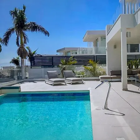 Tropical Villa In A Prestigious Area With Panoramic Views Nyaraló Costa Adeje (Tenerife)